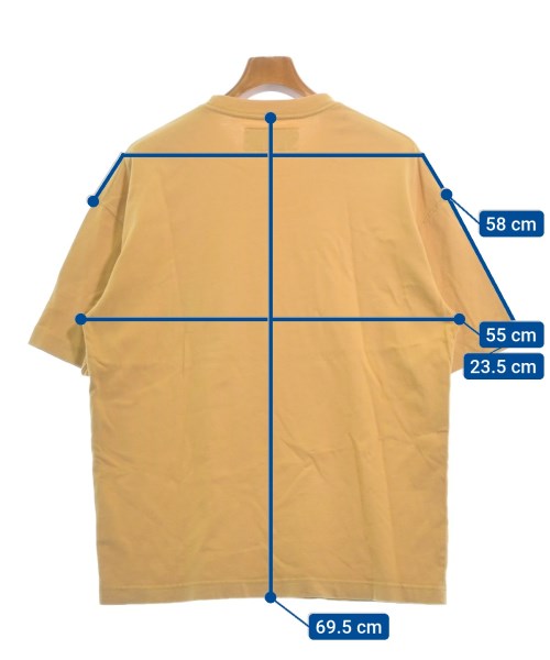 UNIVERSAL OVERALL เสื้อยืด/เสื้อท็อปส์