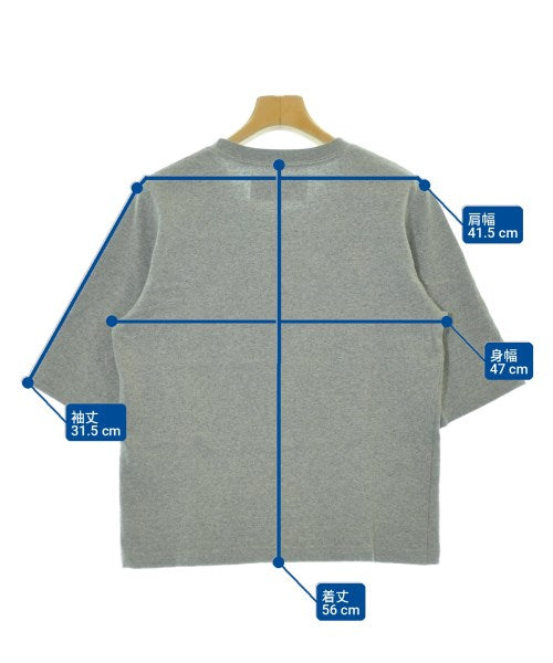 UNIVERSAL OVERALL เสื้อยืด/เสื้อท็อปส์