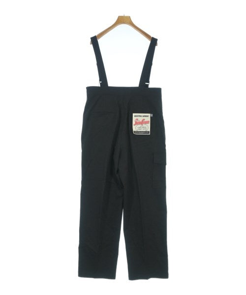 UNIVERSAL OVERALL ชุดเอี๊ยม/เสื้อคลุมหลวมๆ/จั๊มสูท