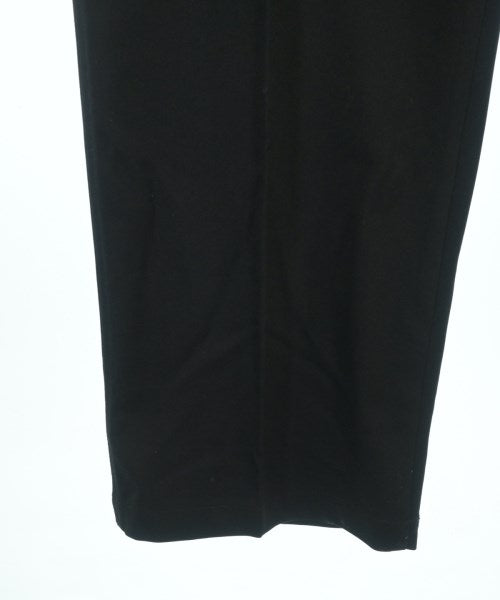 UNIVERSAL OVERALL ชุดเอี๊ยม/เสื้อคลุมหลวมๆ/จั๊มสูท
