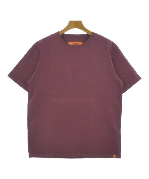 UNIVERSAL OVERALL เสื้อยืด/เสื้อท็อปส์