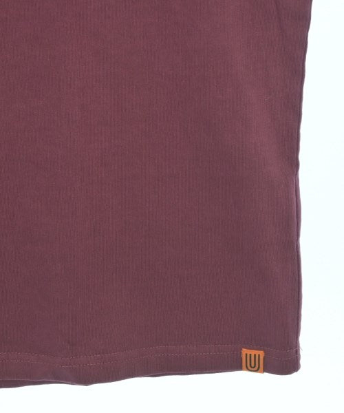 UNIVERSAL OVERALL เสื้อยืด/เสื้อท็อปส์