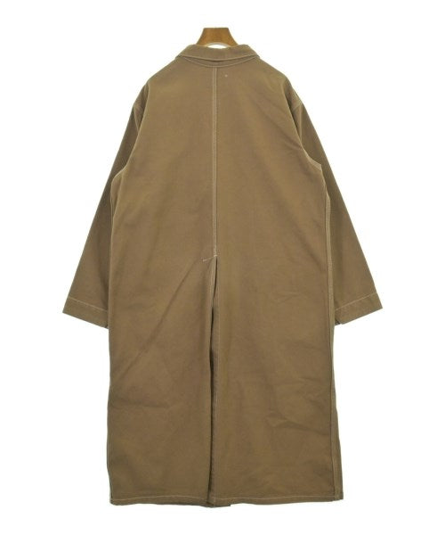 UNIVERSAL OVERALL เสื้อโค้ท อื่น