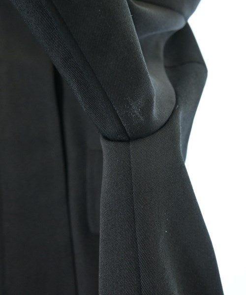 Haunt แจ็คเก็ตเบลาส์ อื่น