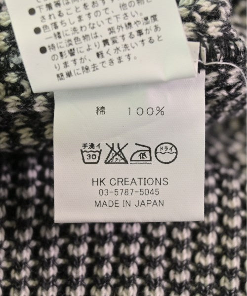 FLISTFIA เสื้อยืด/เสื้อท็อปส์