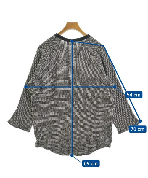 FLISTFIA เสื้อยืด/เสื้อท็อปส์