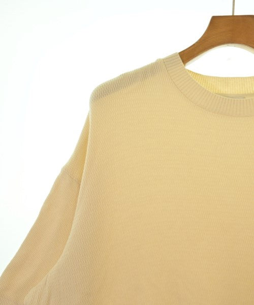 FLISTFIA เสื้อยืด/เสื้อท็อปส์