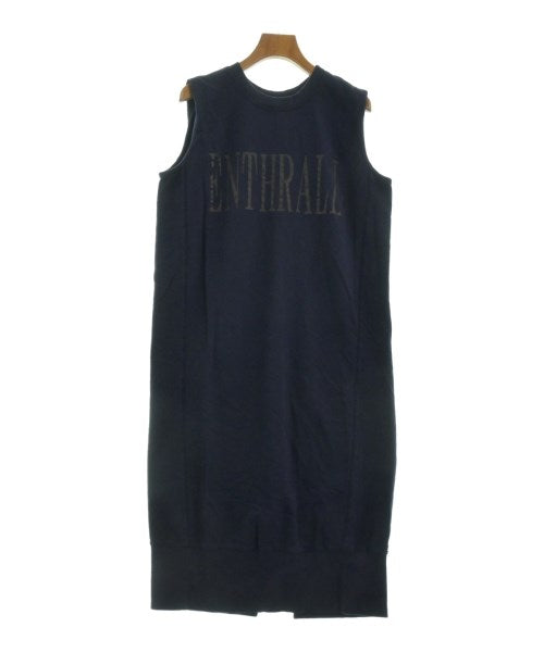 Dignite collier ชุดเดรส