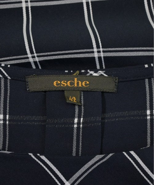 esche เสื้อสตรี