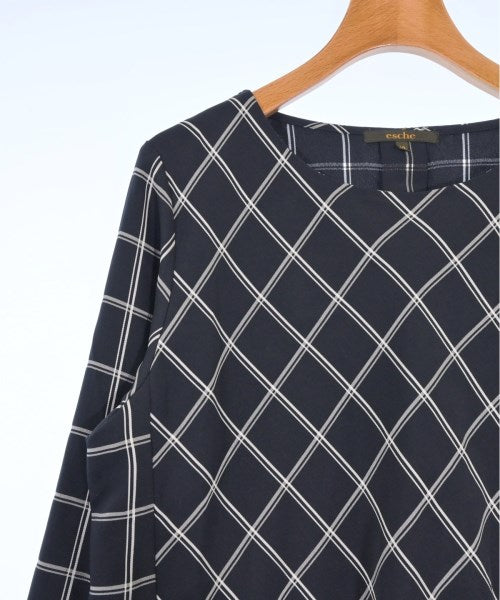 esche เสื้อสตรี