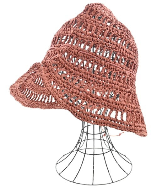 La Maison de Lyllis หมวก