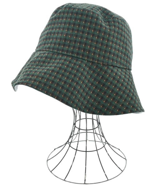 La Maison de Lyllis หมวก