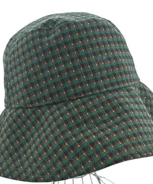 La Maison de Lyllis หมวก