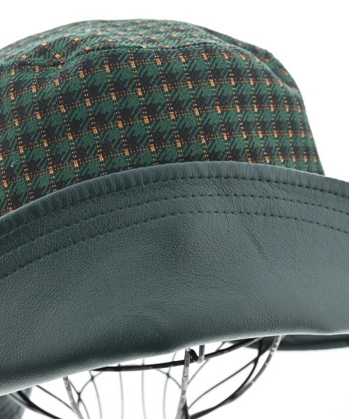 La Maison de Lyllis หมวก