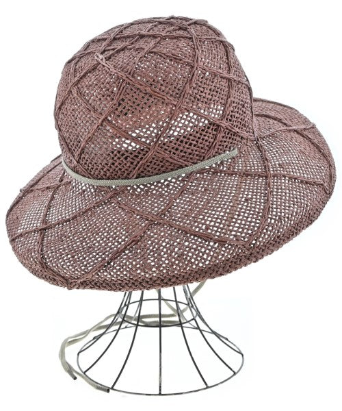 La Maison de Lyllis หมวก