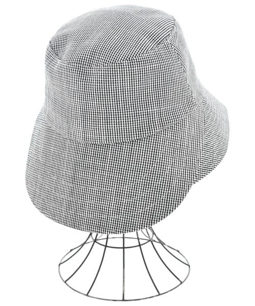 La Maison de Lyllis หมวก อื่น