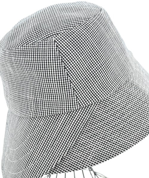 La Maison de Lyllis หมวก อื่น