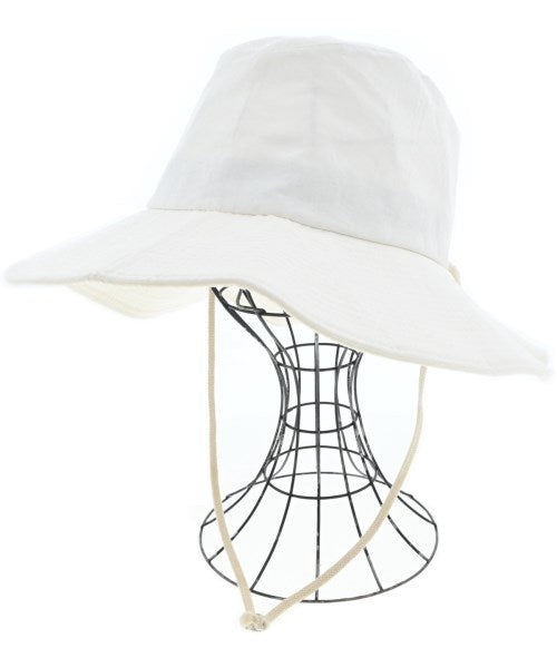 La Maison de Lyllis หมวก