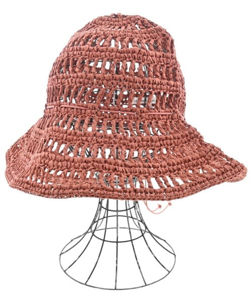 La Maison de Lyllis หมวก