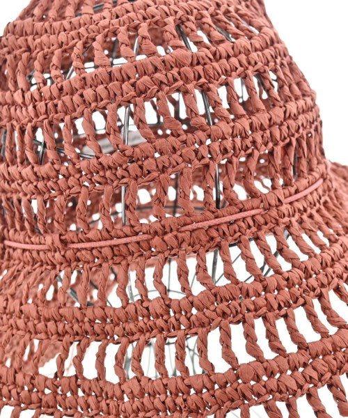 La Maison de Lyllis หมวก