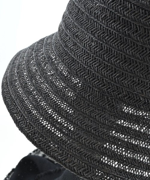 La Maison de Lyllis หมวกฟาง