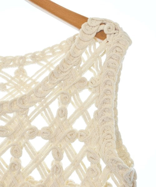 ACUTA เสื้อกั๊ก