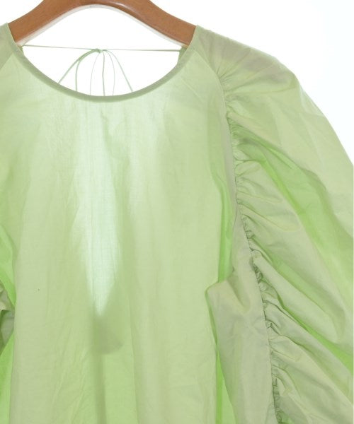 Uhr เสื้อลำลอง