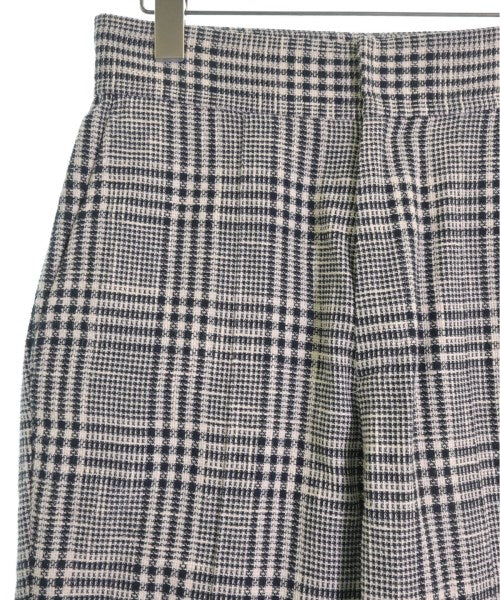 Uhr กางเกง อื่น