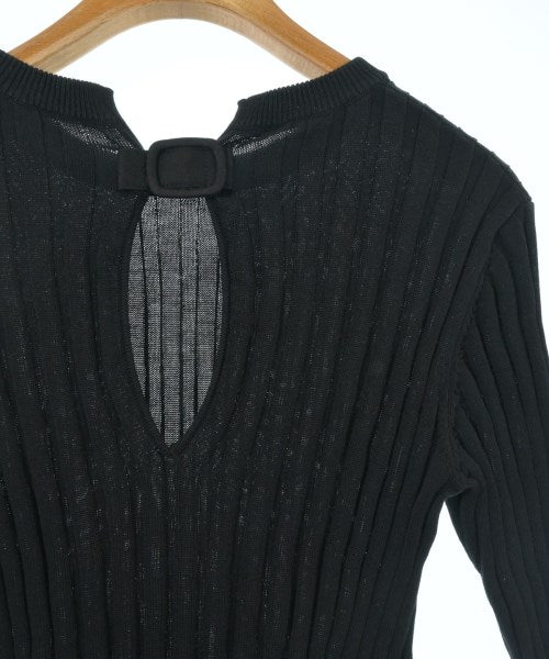 Uhr เสื้อกันหนาว