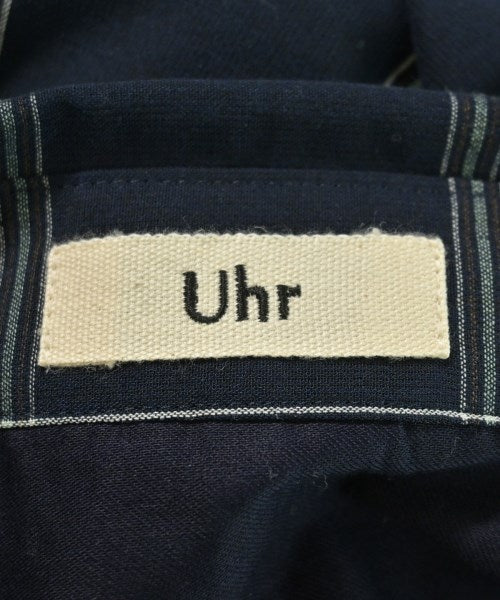 Uhr เสื้อลำลอง