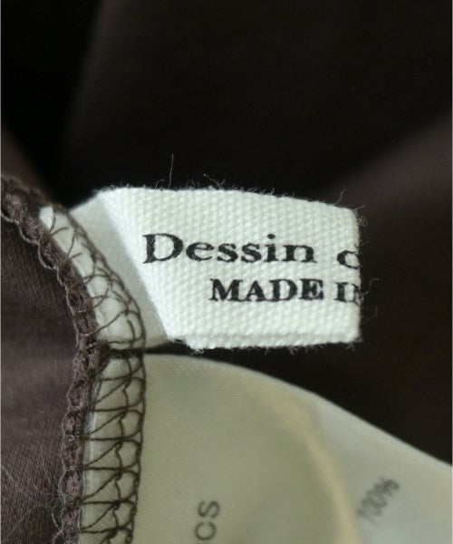 DESSIN DE MODE เสื้อยืด/เสื้อท็อปส์