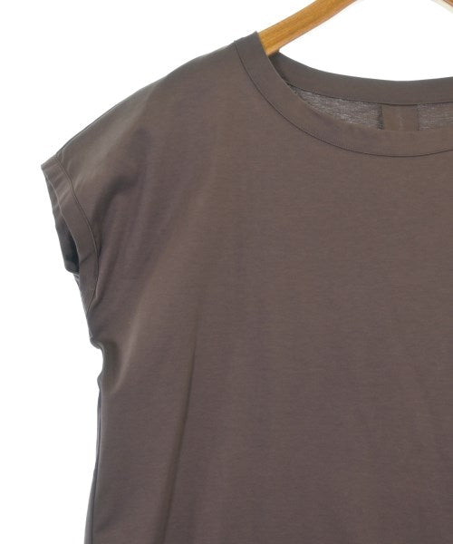 DESSIN DE MODE เสื้อยืด/เสื้อท็อปส์