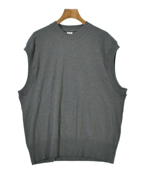 GICIPI เสื้อแขนกุด