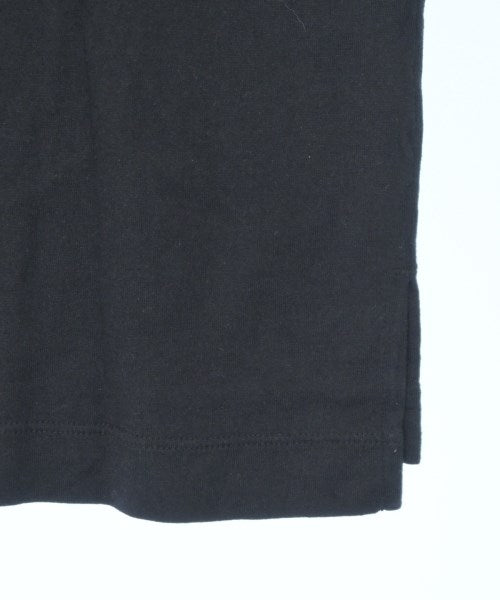 Phil.O. เสื้อยืด/เสื้อท็อปส์