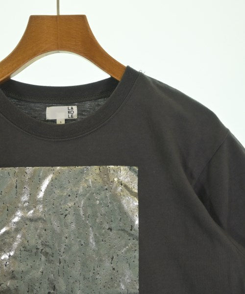 LAKOLE เสื้อยืด/เสื้อท็อปส์