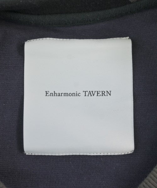 Enharmonic Tavern เสื้อยืด/เสื้อท็อปส์
