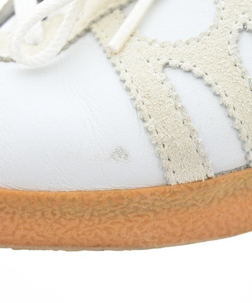 MATES รองเท้าผ้าใบ