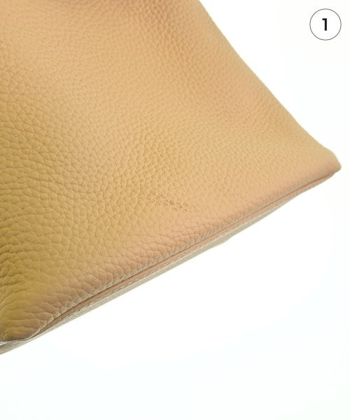 VASIC กระเป๋าถือ