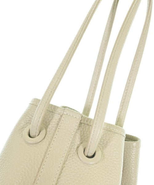 VASIC กระเป๋าถือ