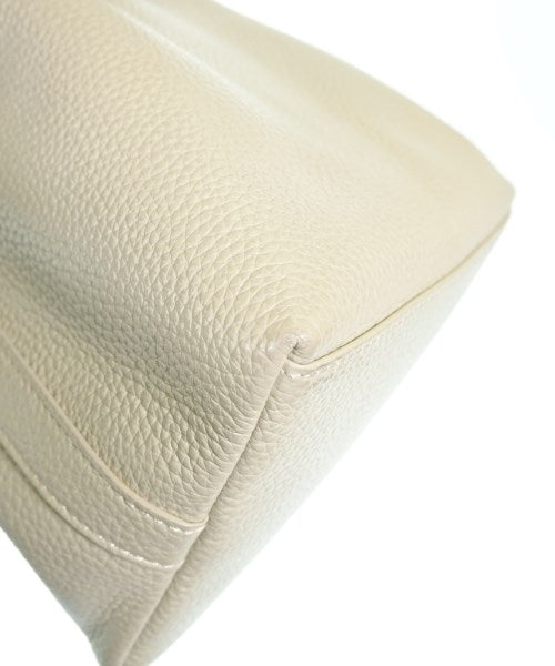 VASIC กระเป๋าถือ