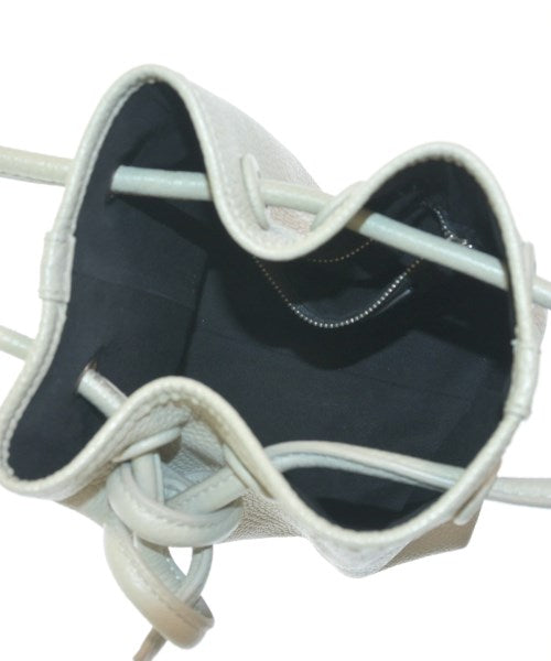 VASIC กระเป๋าถือขนาดใหญ่