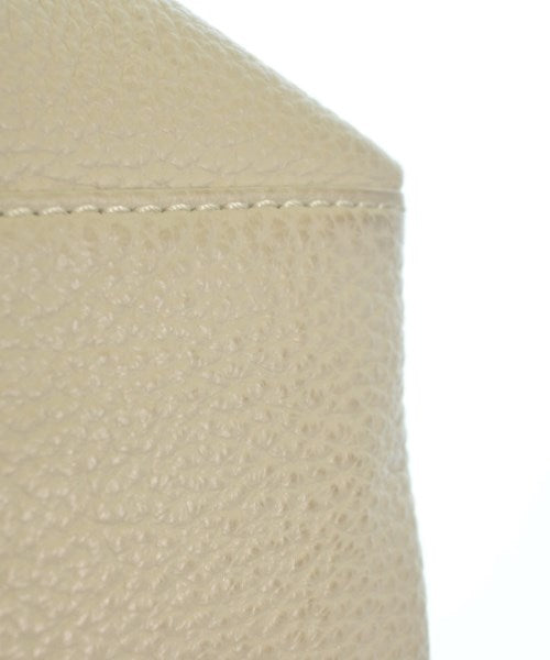 VASIC กระเป๋าถือขนาดใหญ่