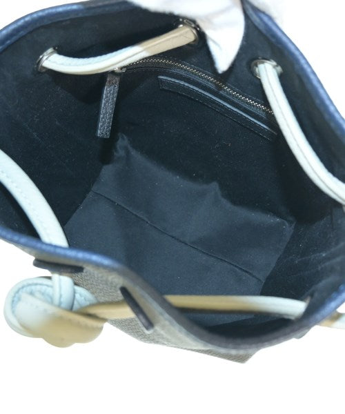 VASIC กระเป๋าถือ