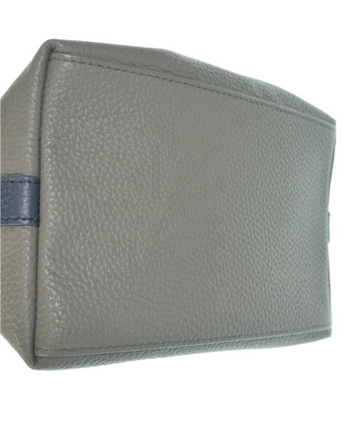 VASIC กระเป๋าถือ