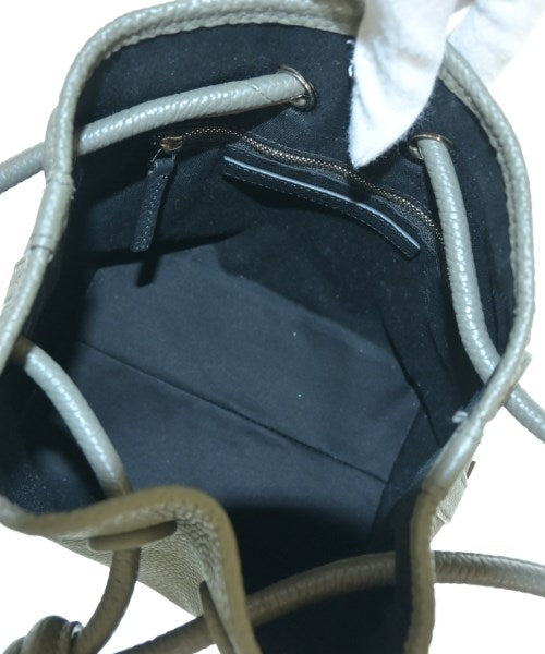 VASIC กระเป๋าถือ