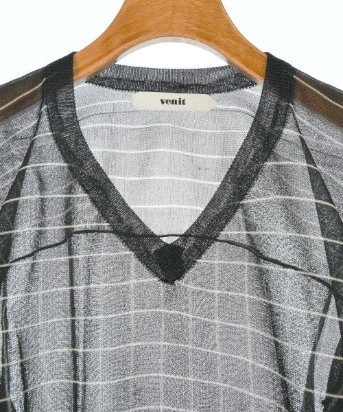 Venit เสื้อยืด/เสื้อท็อปส์