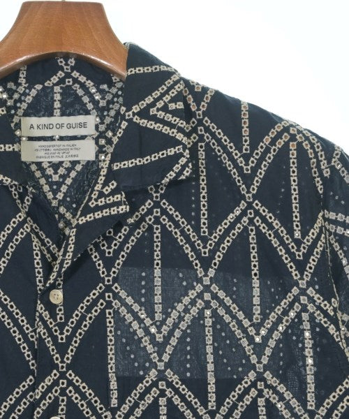 A KIND OF GUISE เสื้อลำลอง