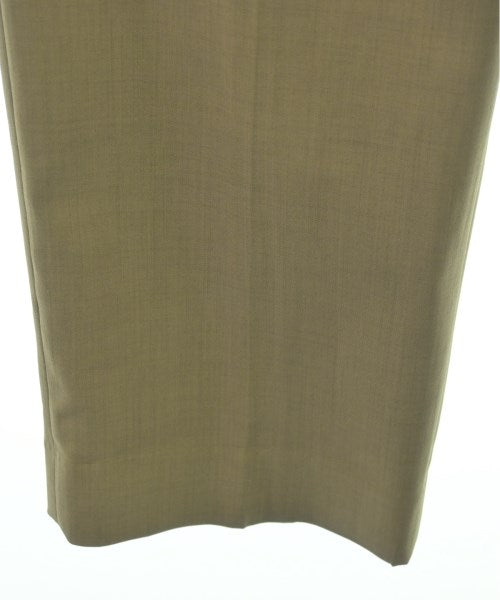 Saloon กางเกง อื่น