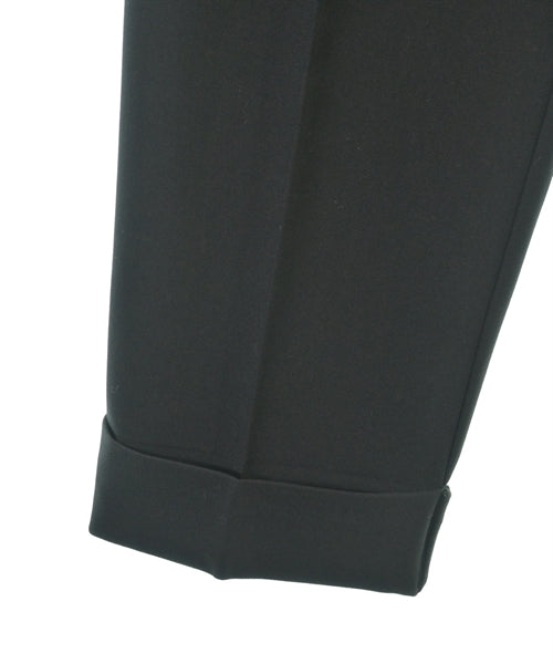 Saloon กางเกง อื่น