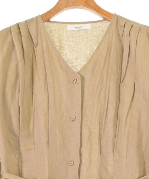 Saloon เดรสที่เป็นเสื้อเชิ้ตตัวยาว